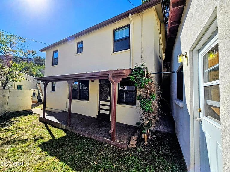 Listing photo 4