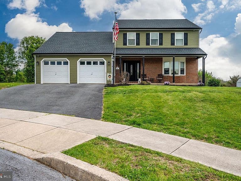 Listing photo