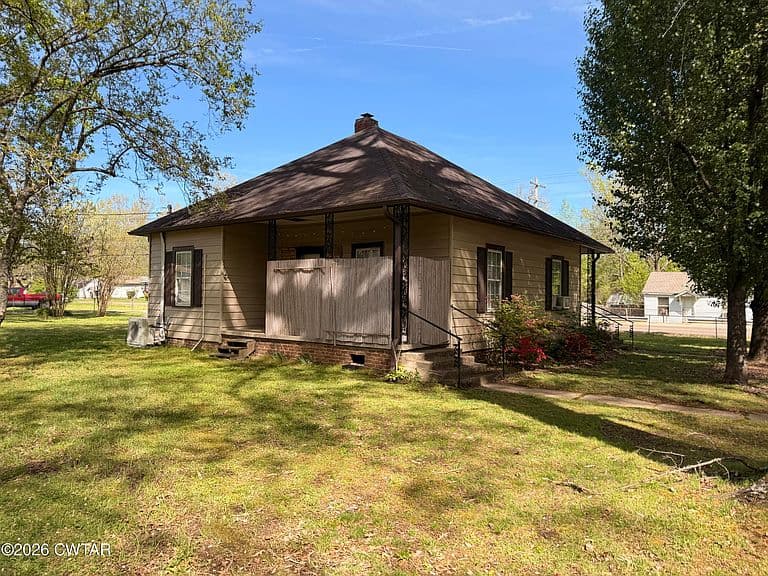 Listing photo 4