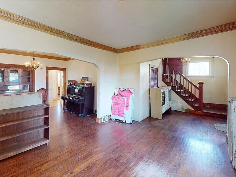 Listing photo 4