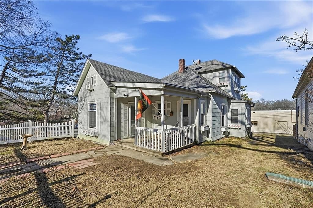 Primary listing photo