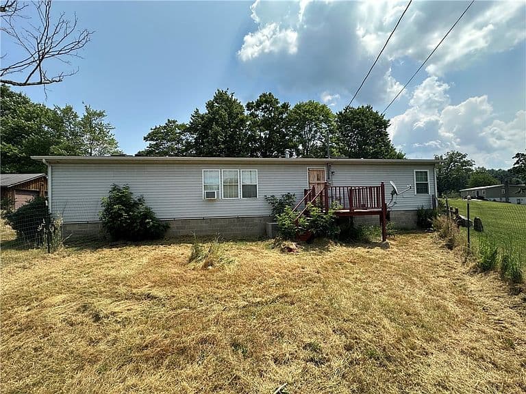 Listing photo 5