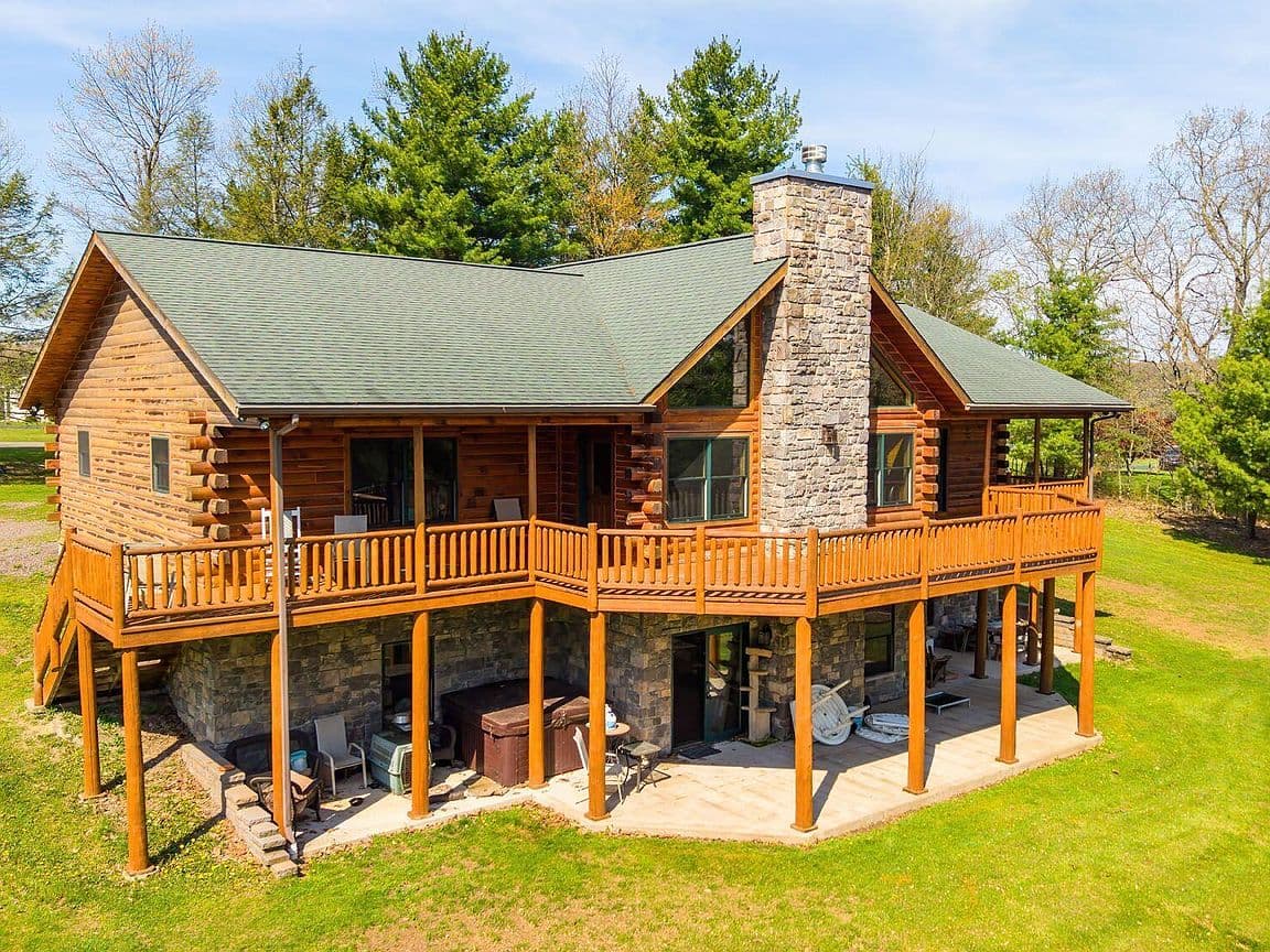 Primary listing photo