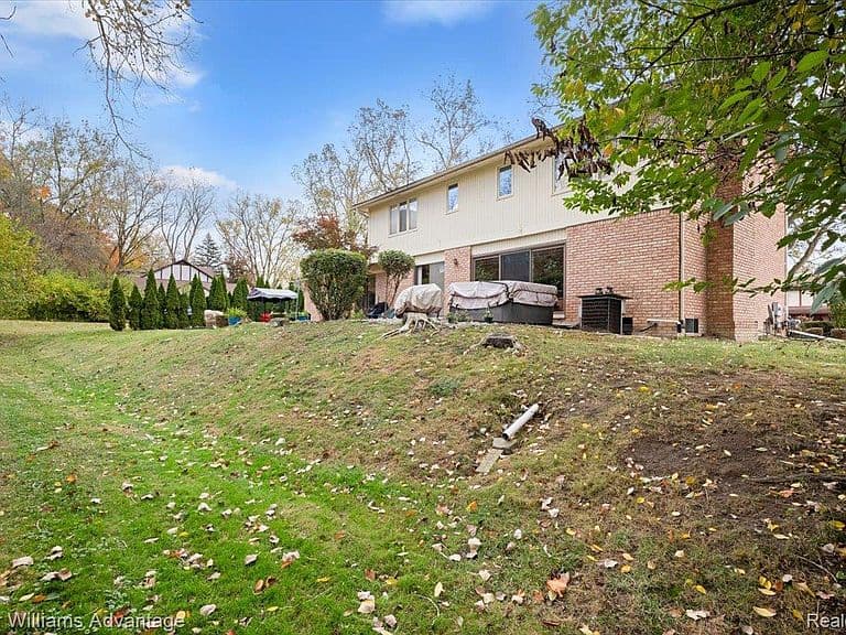 Listing photo 4