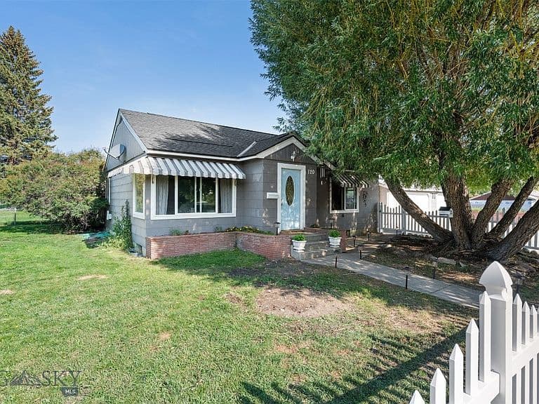 Listing photo 2
