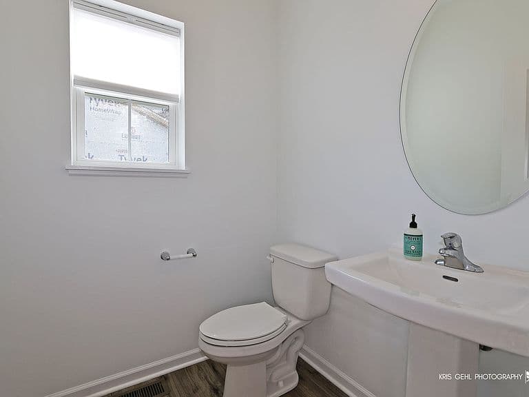 Listing photo 4