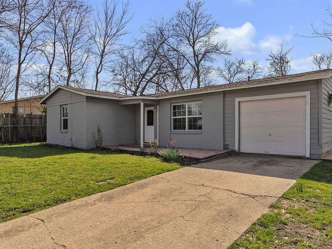 Primary listing photo