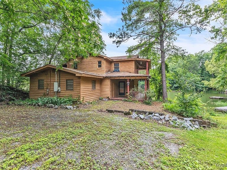 Listing photo 4