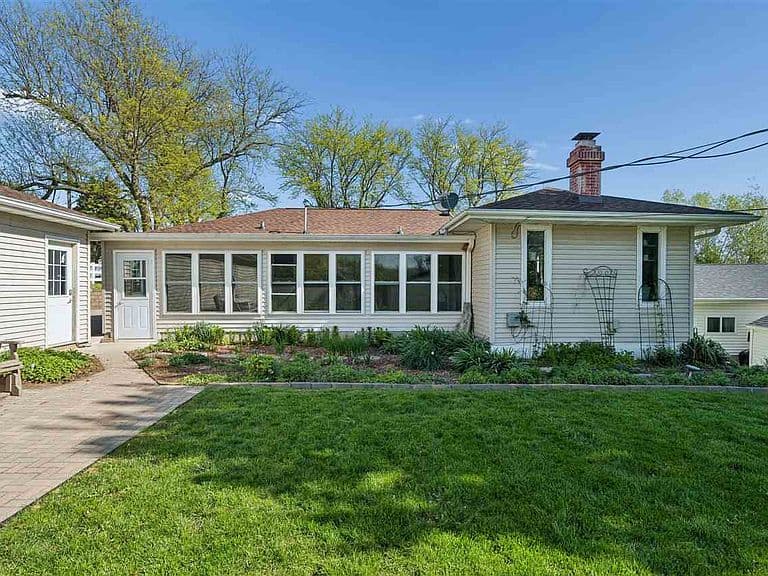Listing photo 4