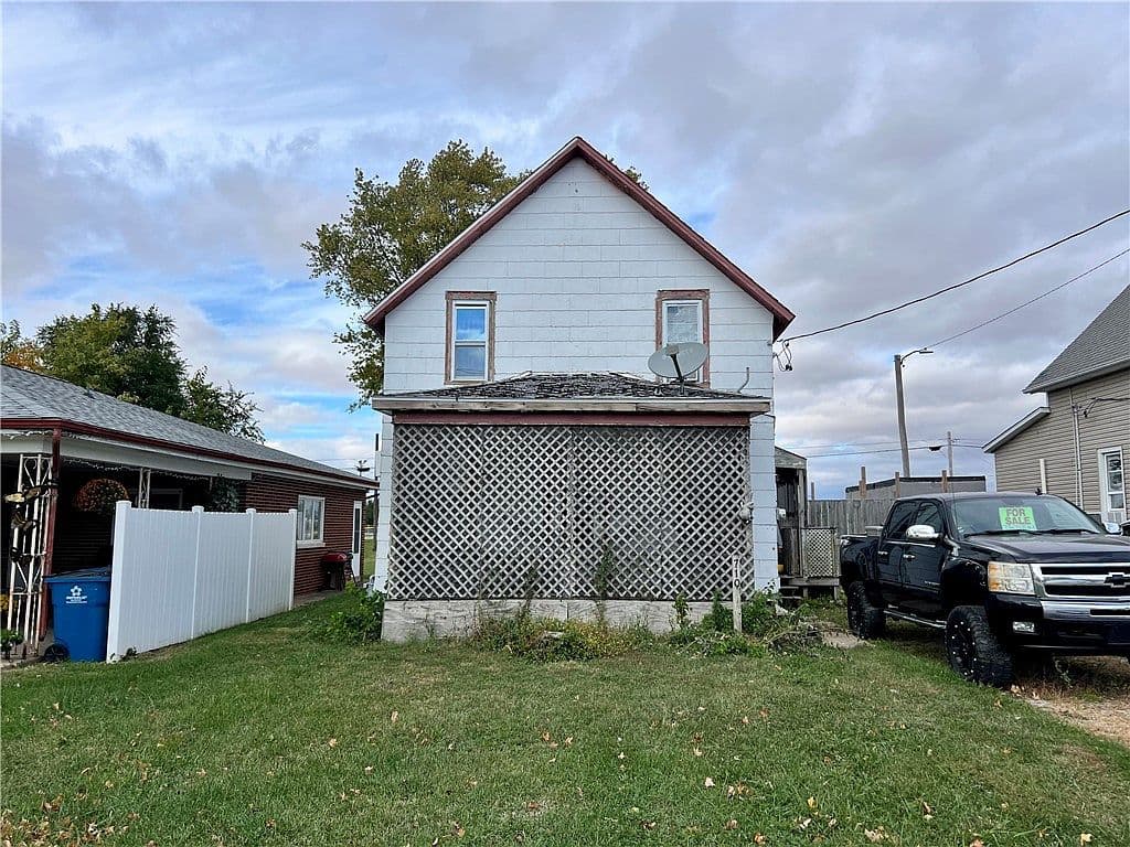 Primary listing photo