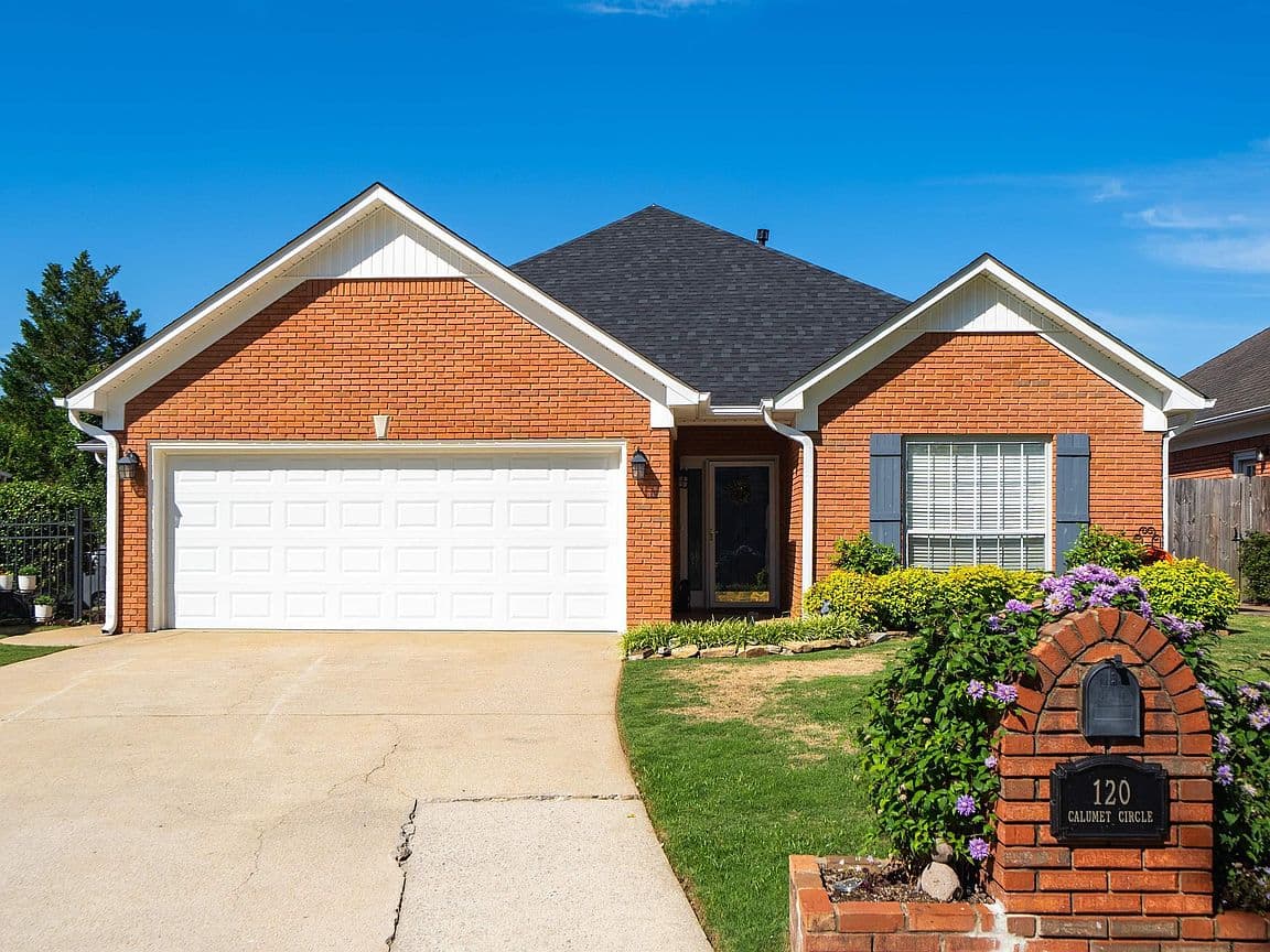 Primary listing photo