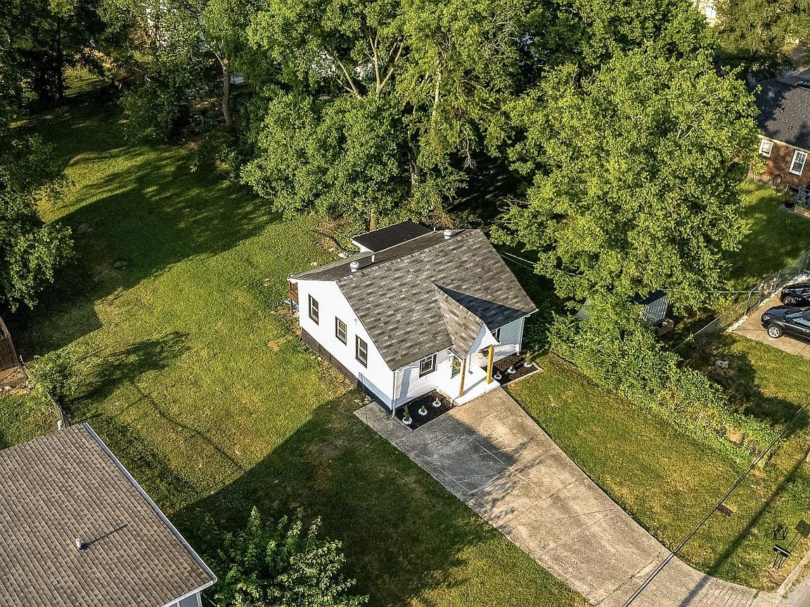 Primary listing photo