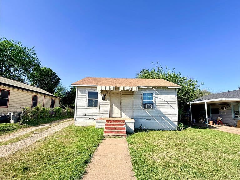 Listing photo 2