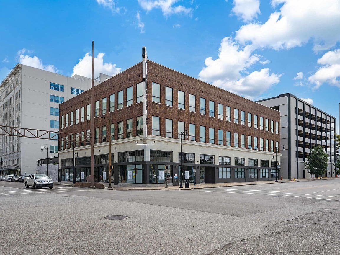 Primary listing photo