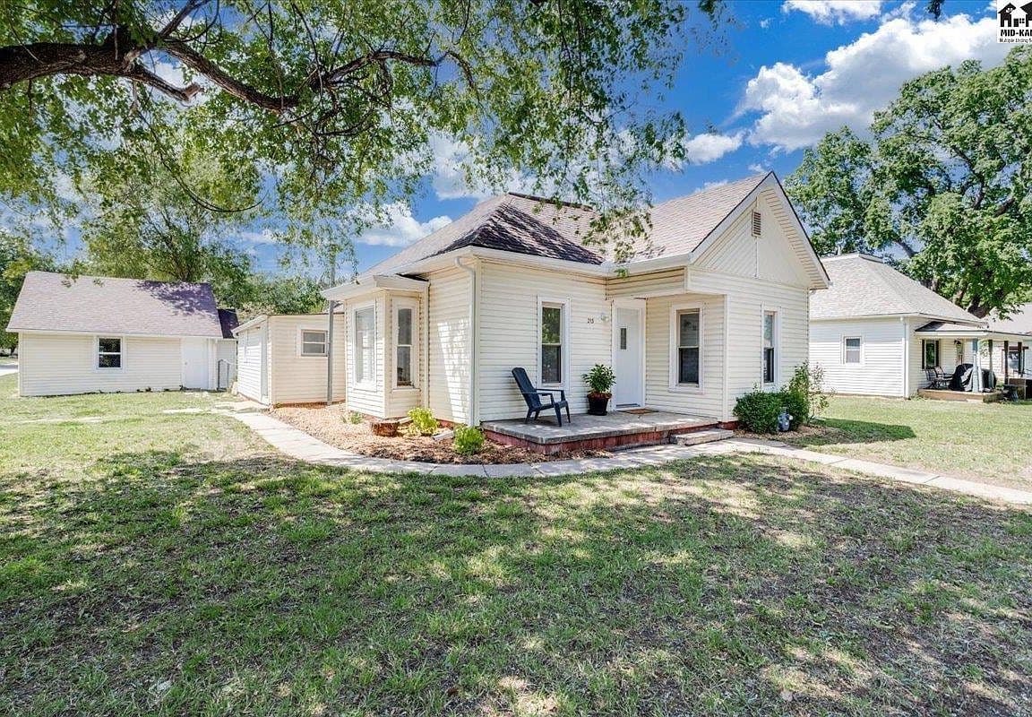 Primary listing photo