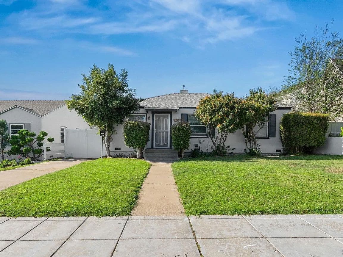 Primary listing photo