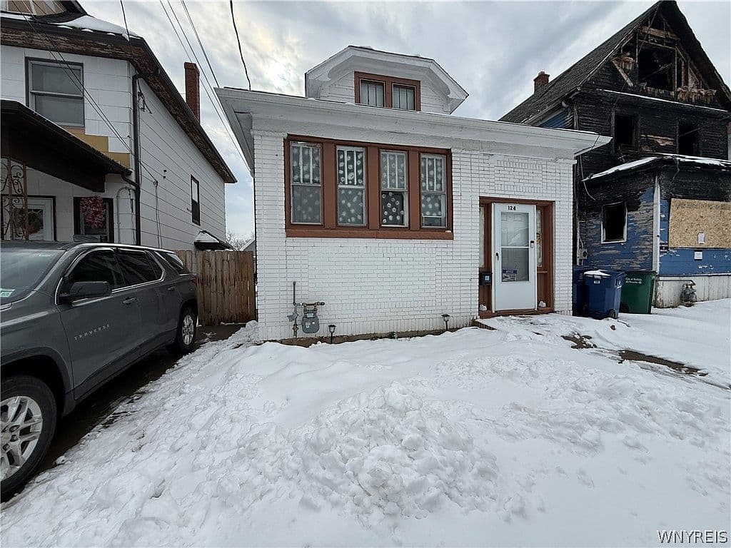 Primary listing photo