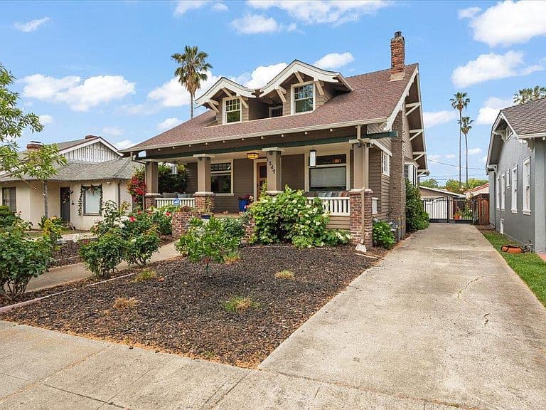 Listing photo 3