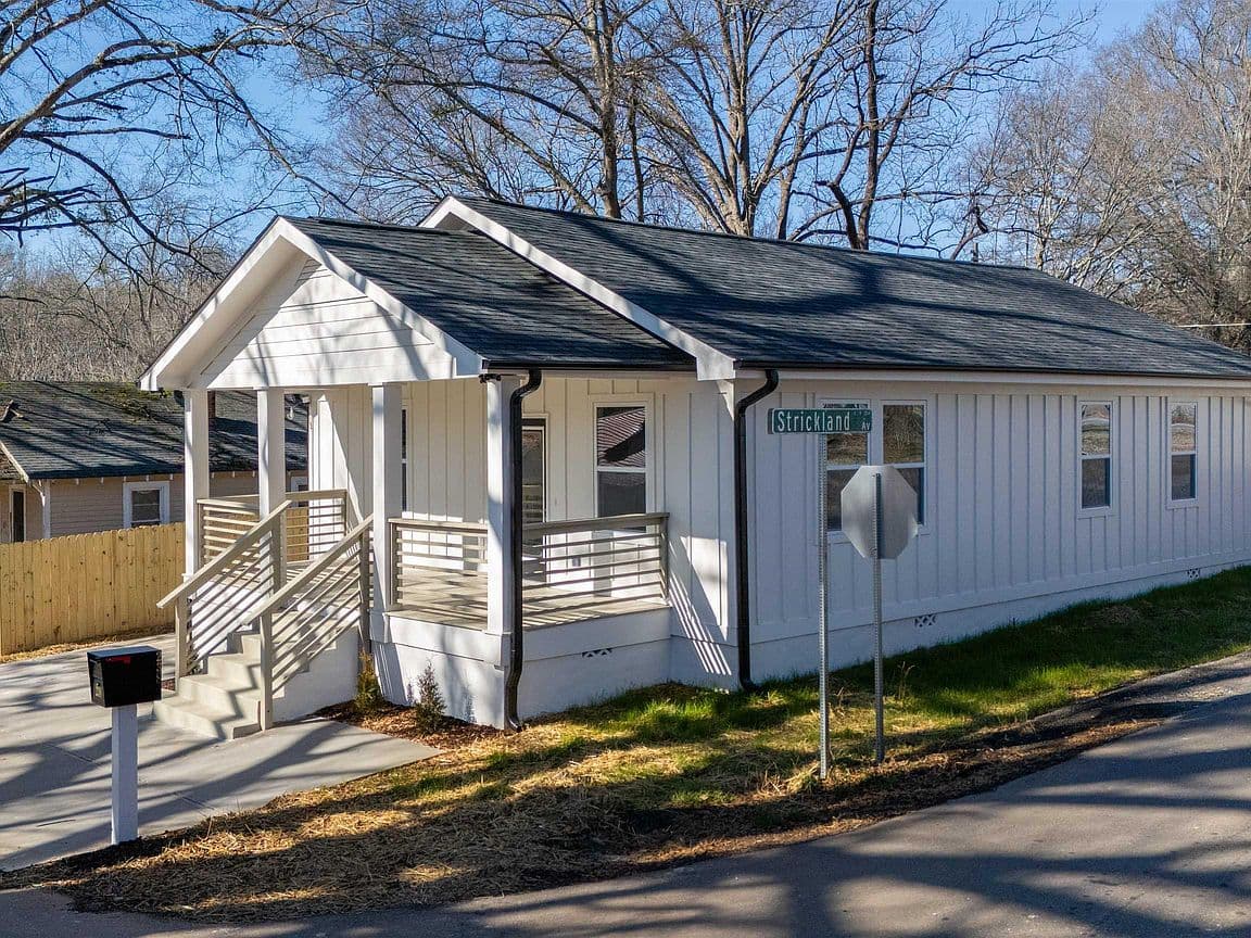 Primary listing photo