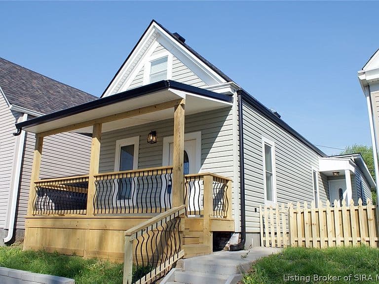 Listing photo 3