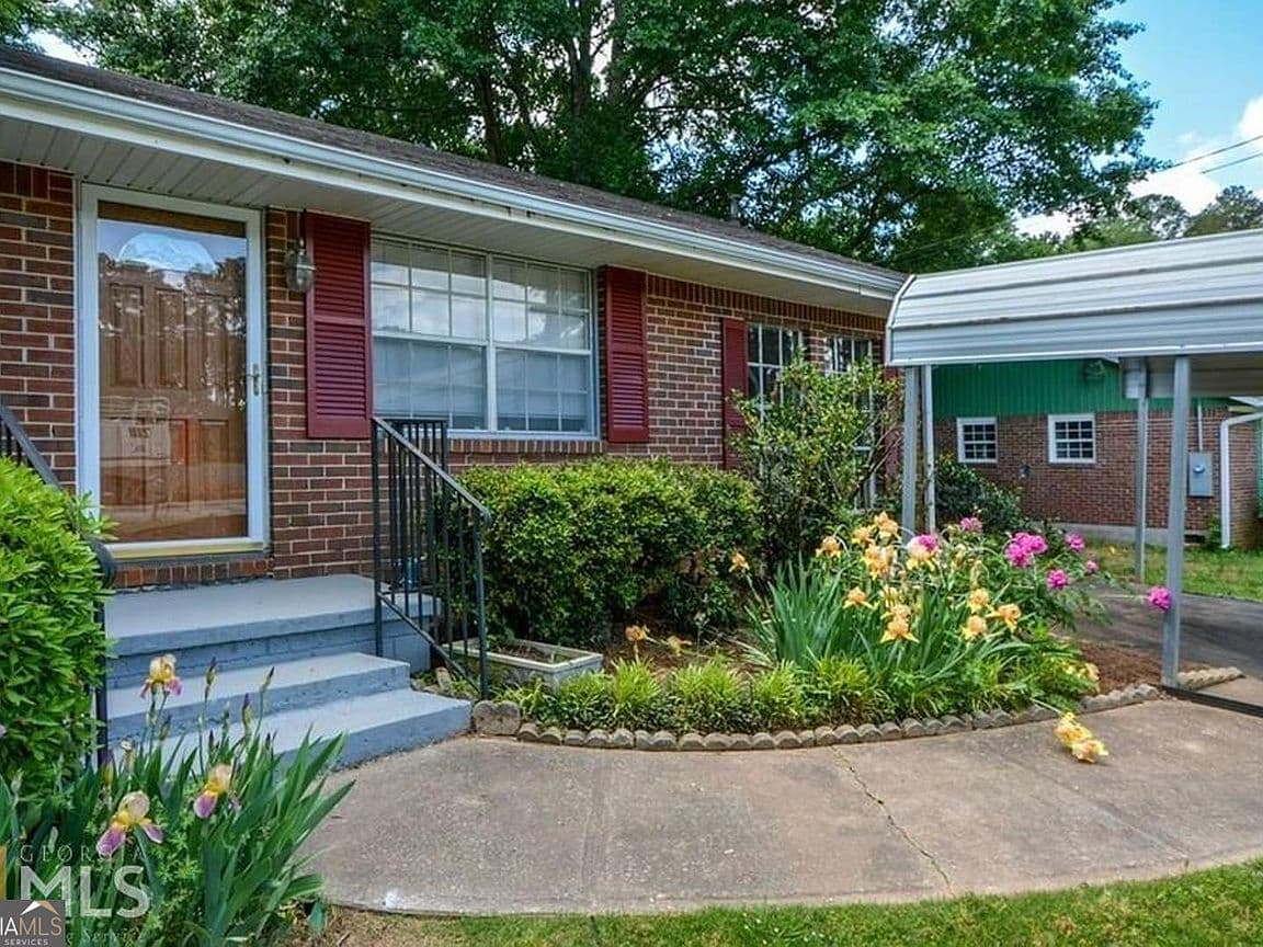Primary listing photo