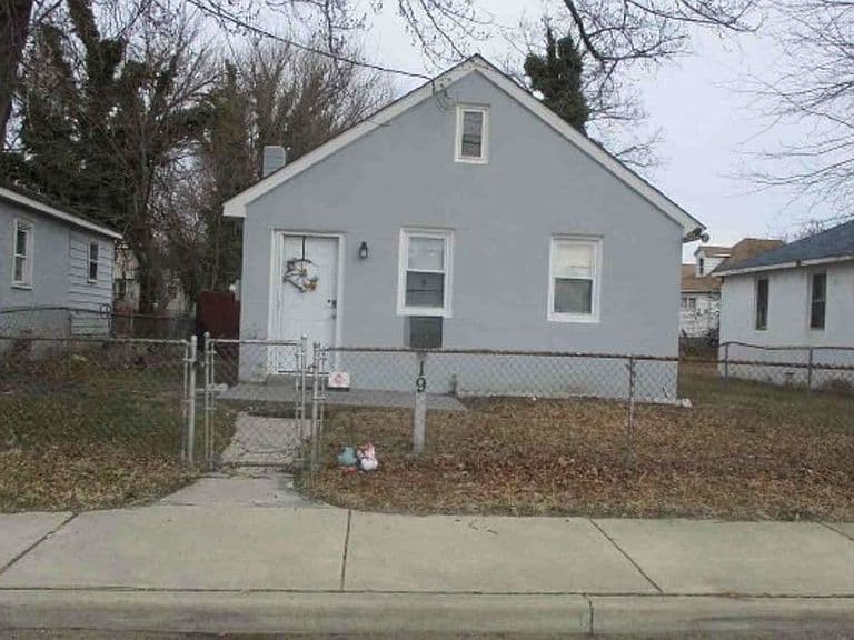 Listing photo