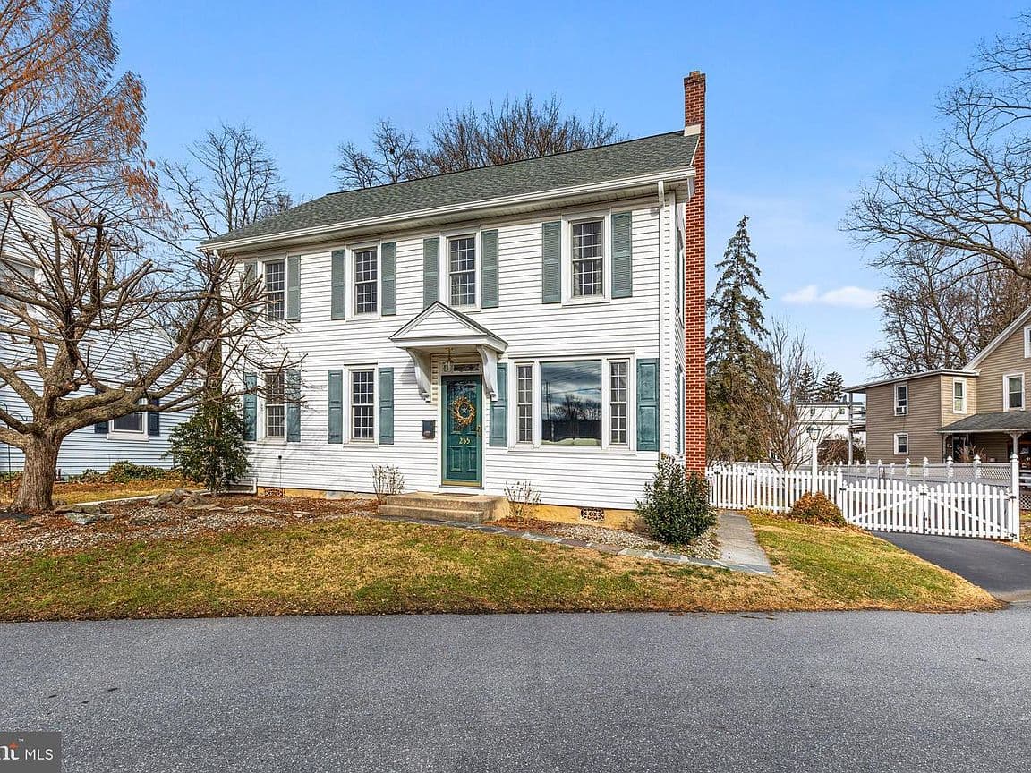 Primary listing photo