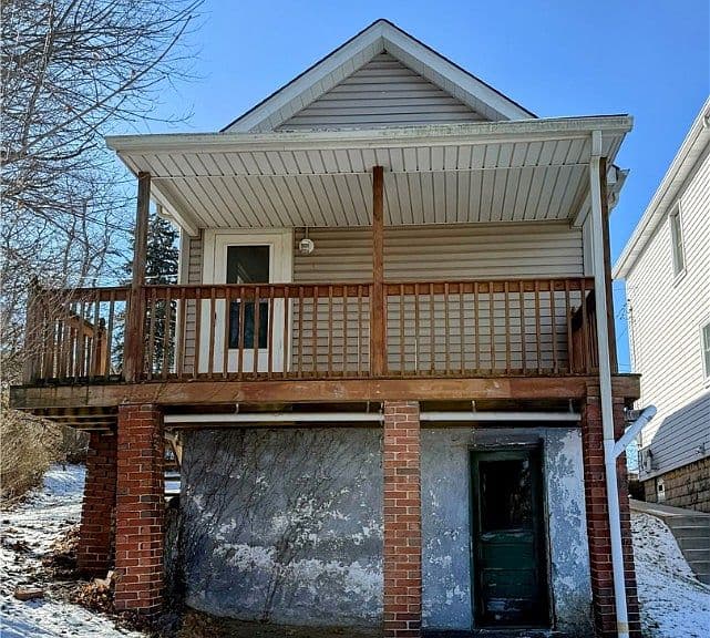 Listing photo 4