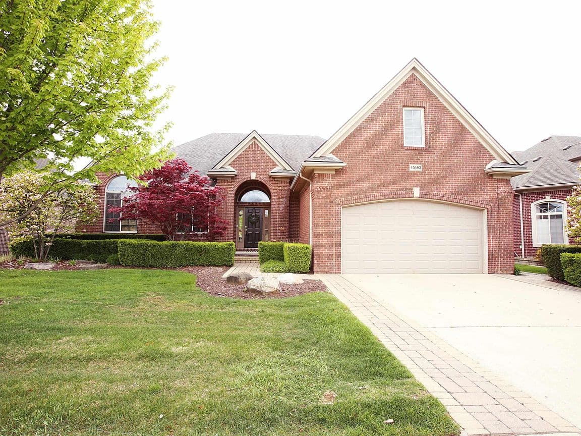 Primary listing photo