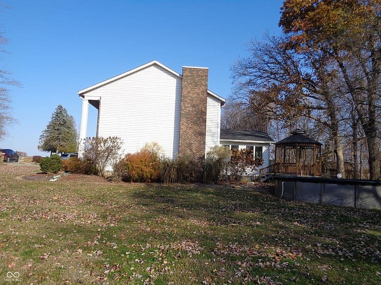 Listing photo 5