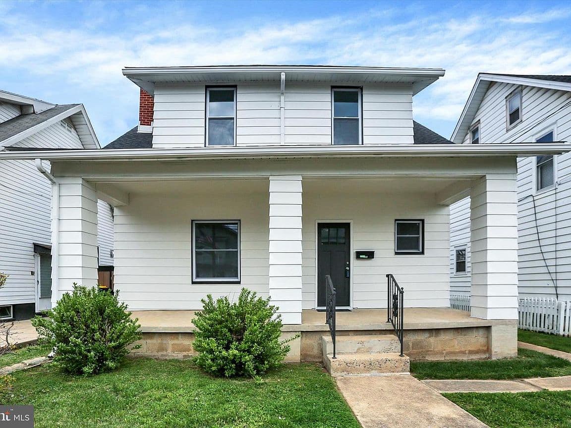 Primary listing photo