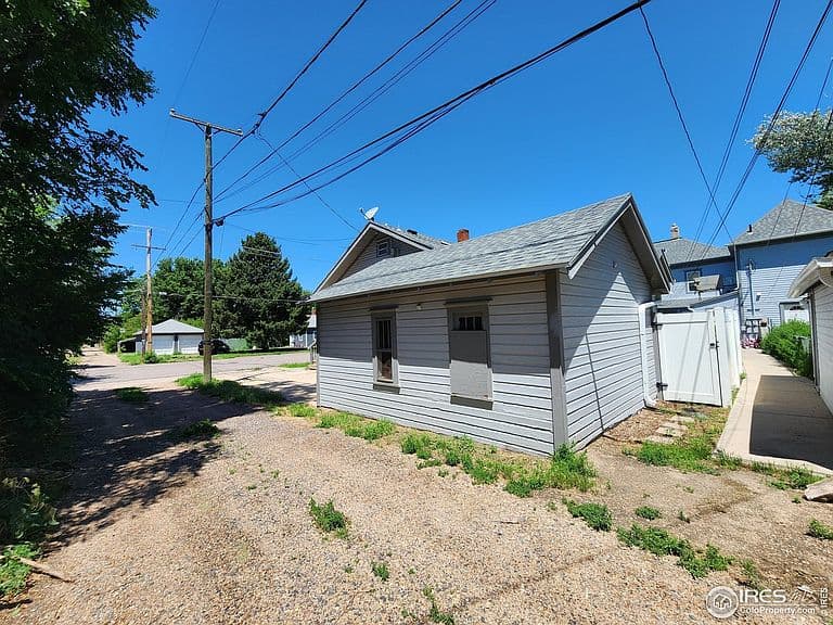 Listing photo 5