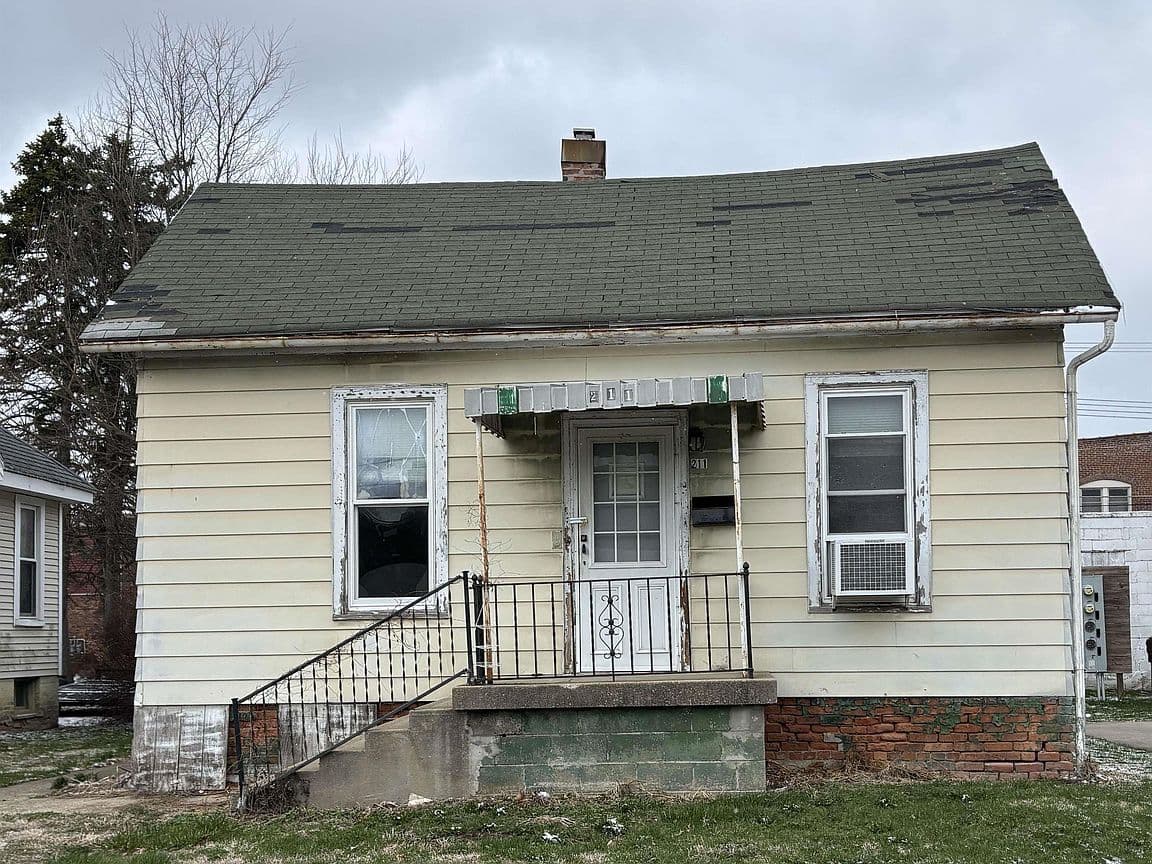 Primary listing photo