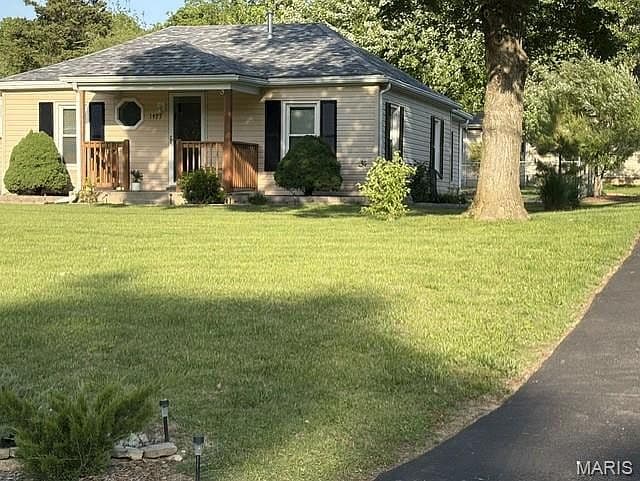 Listing photo 3