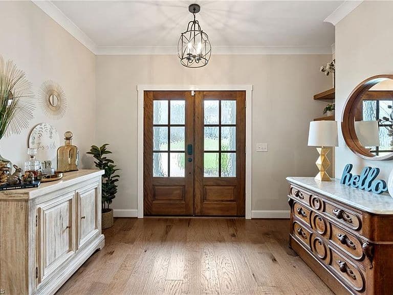 Listing photo 5