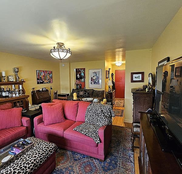 Listing photo 5