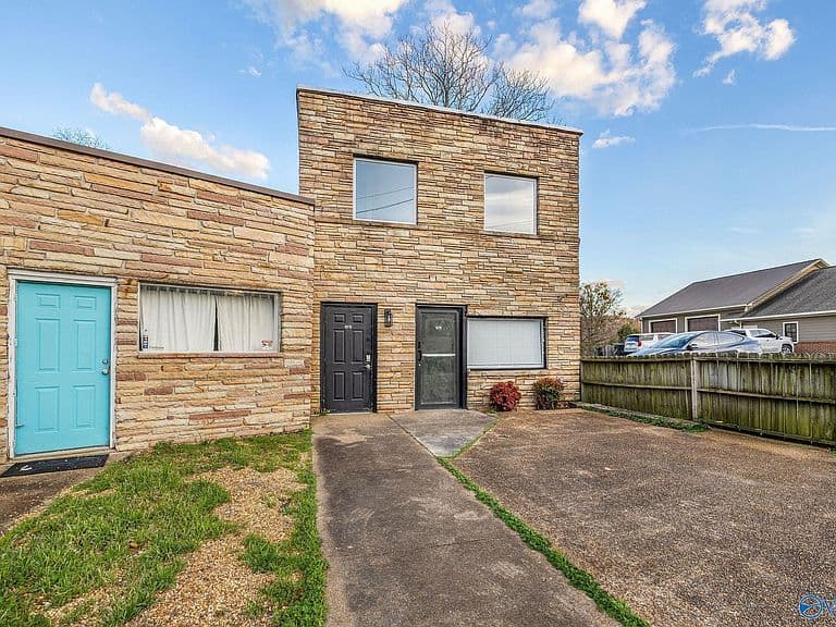 Listing photo 4