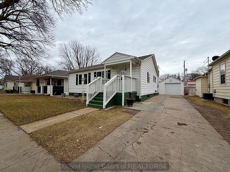 Listing photo 5