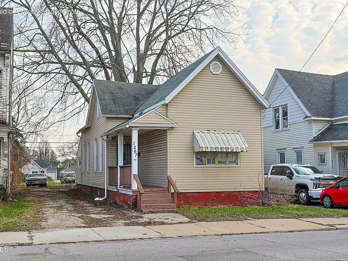Primary listing photo
