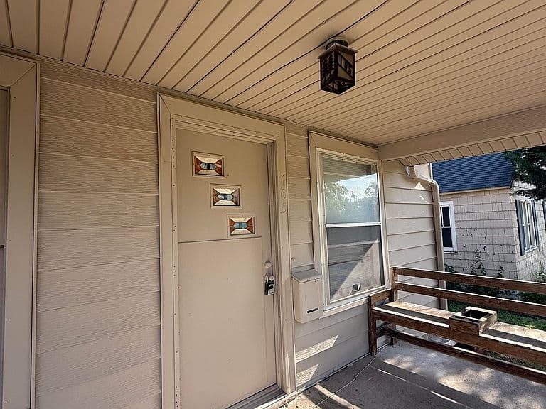 Listing photo 4