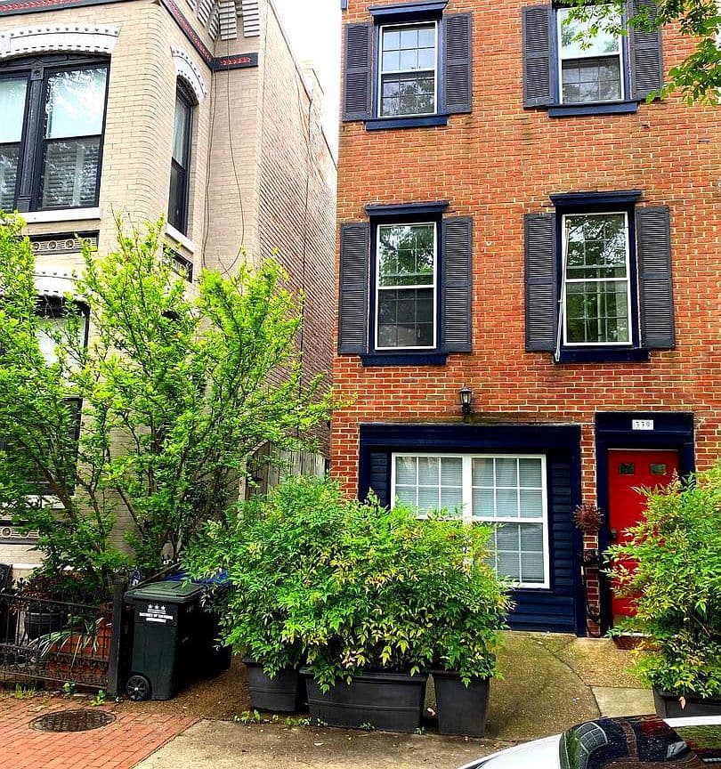 Primary listing photo