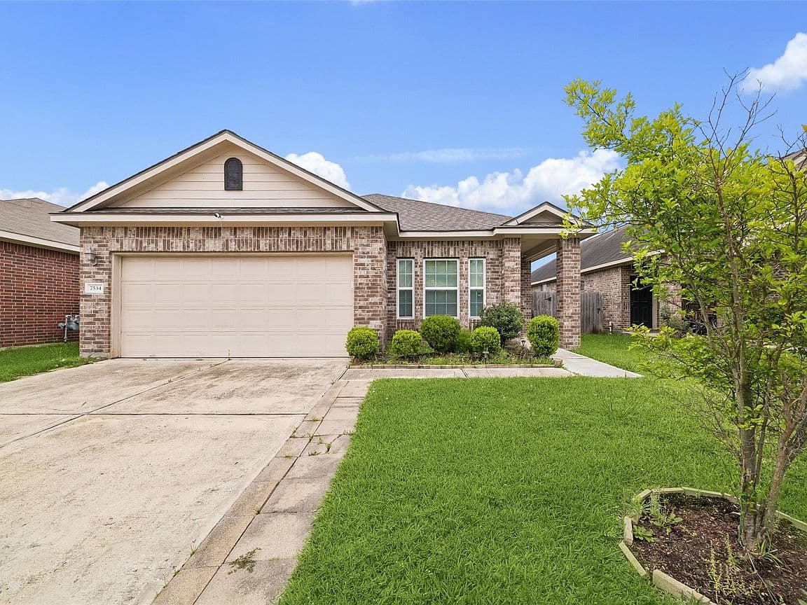 Primary listing photo