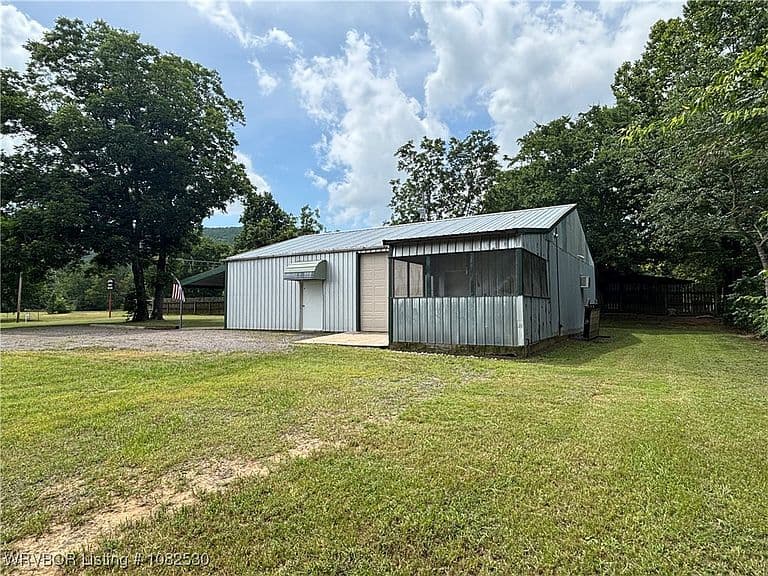 Listing photo 4