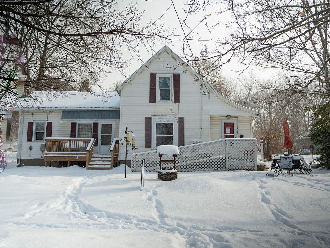Primary listing photo