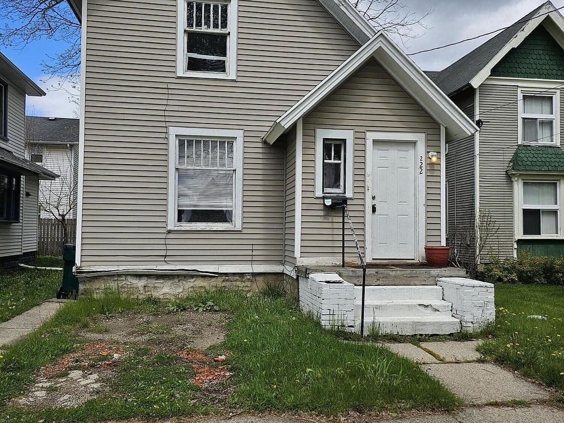 Primary listing photo