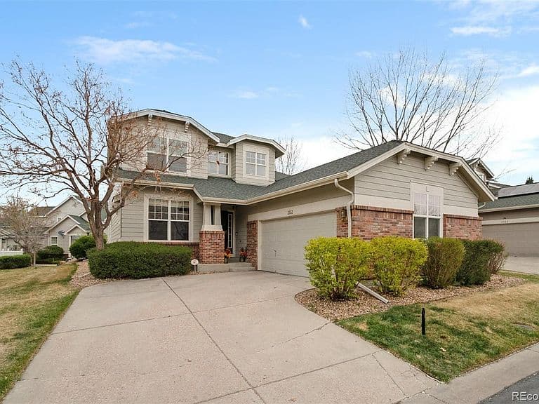 Listing photo 2