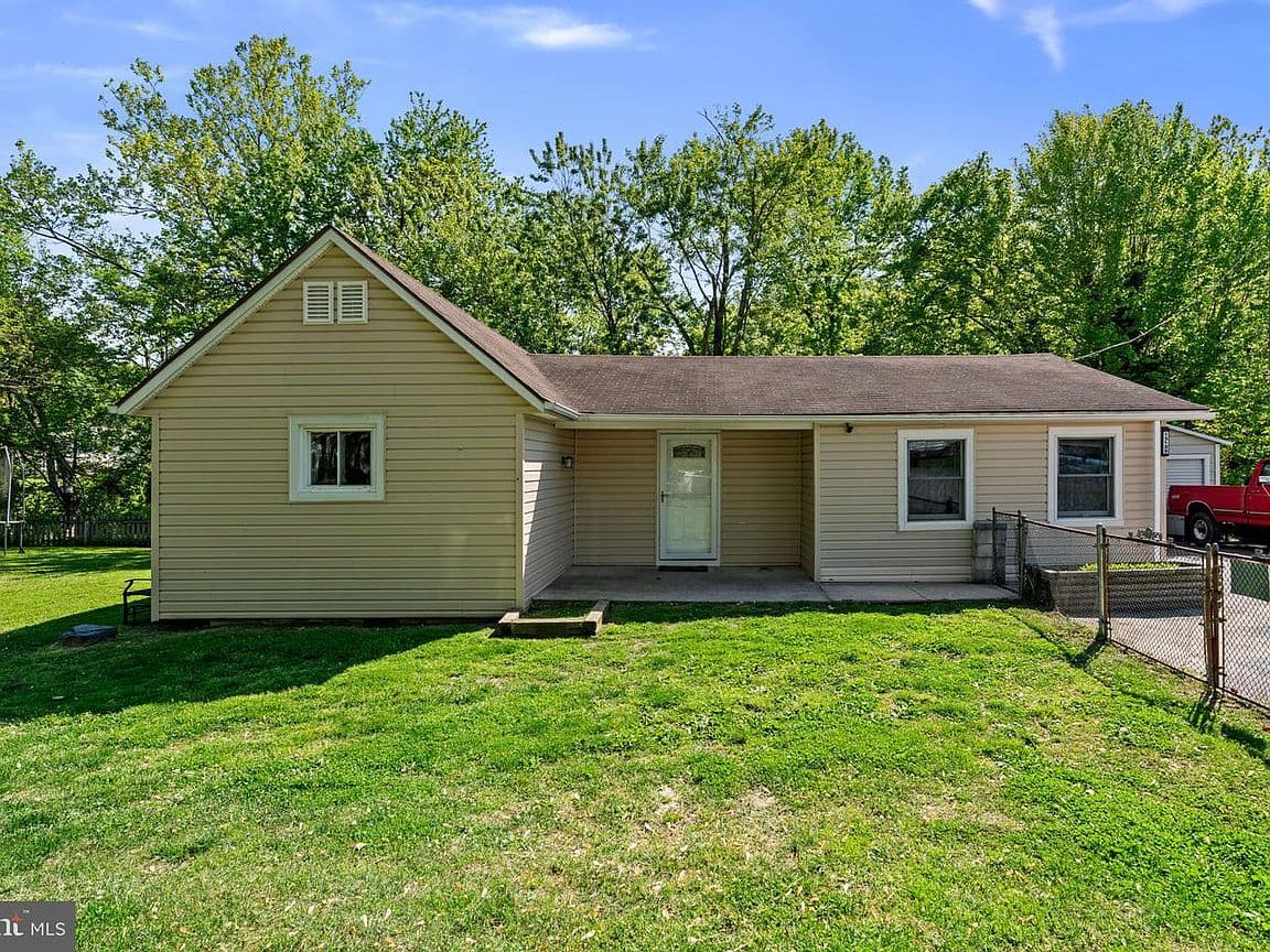 Primary listing photo
