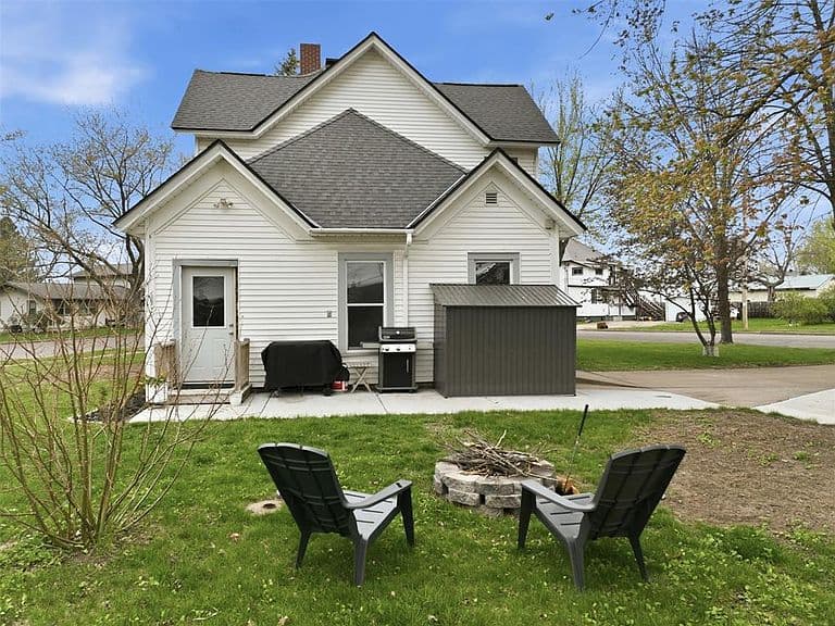 Listing photo 5