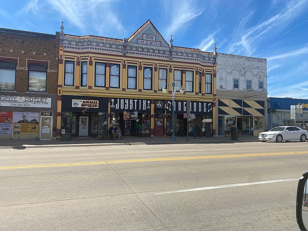 Primary listing photo