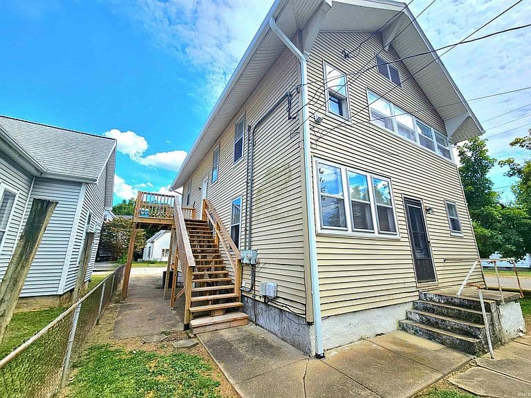 Listing photo 4